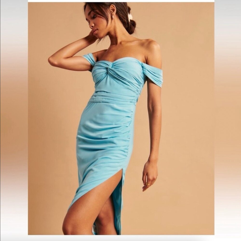 Abercrombie & Fitch Off-The-Shoulder Ruched Midi Dress in Turquoise NWT